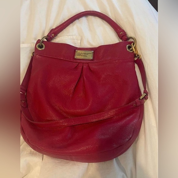 👑👑🧡Marc Jacobs Hilier Shoulder bag hobo style burgundy and gold color elegant - Picture 1 of 8